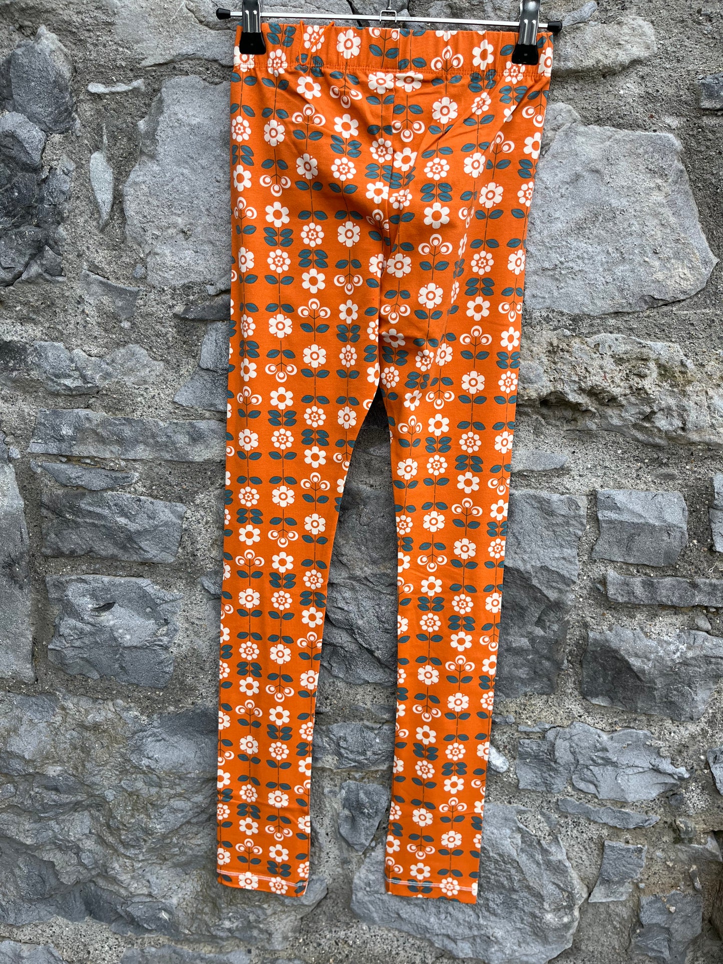 Orange flowers leggings  4y (104cm)