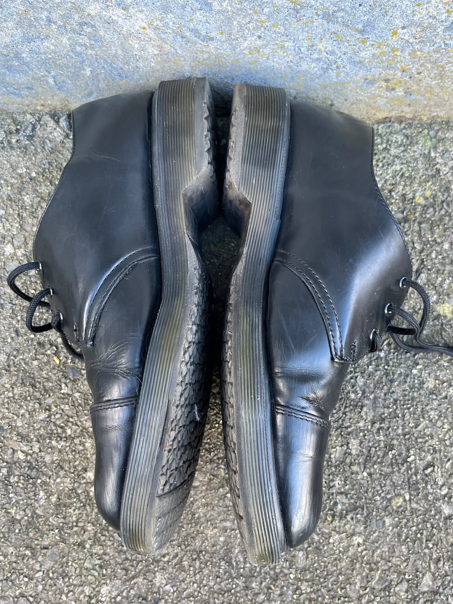 Dr Martens 1461 black shoes   uk 7 (eu 41)