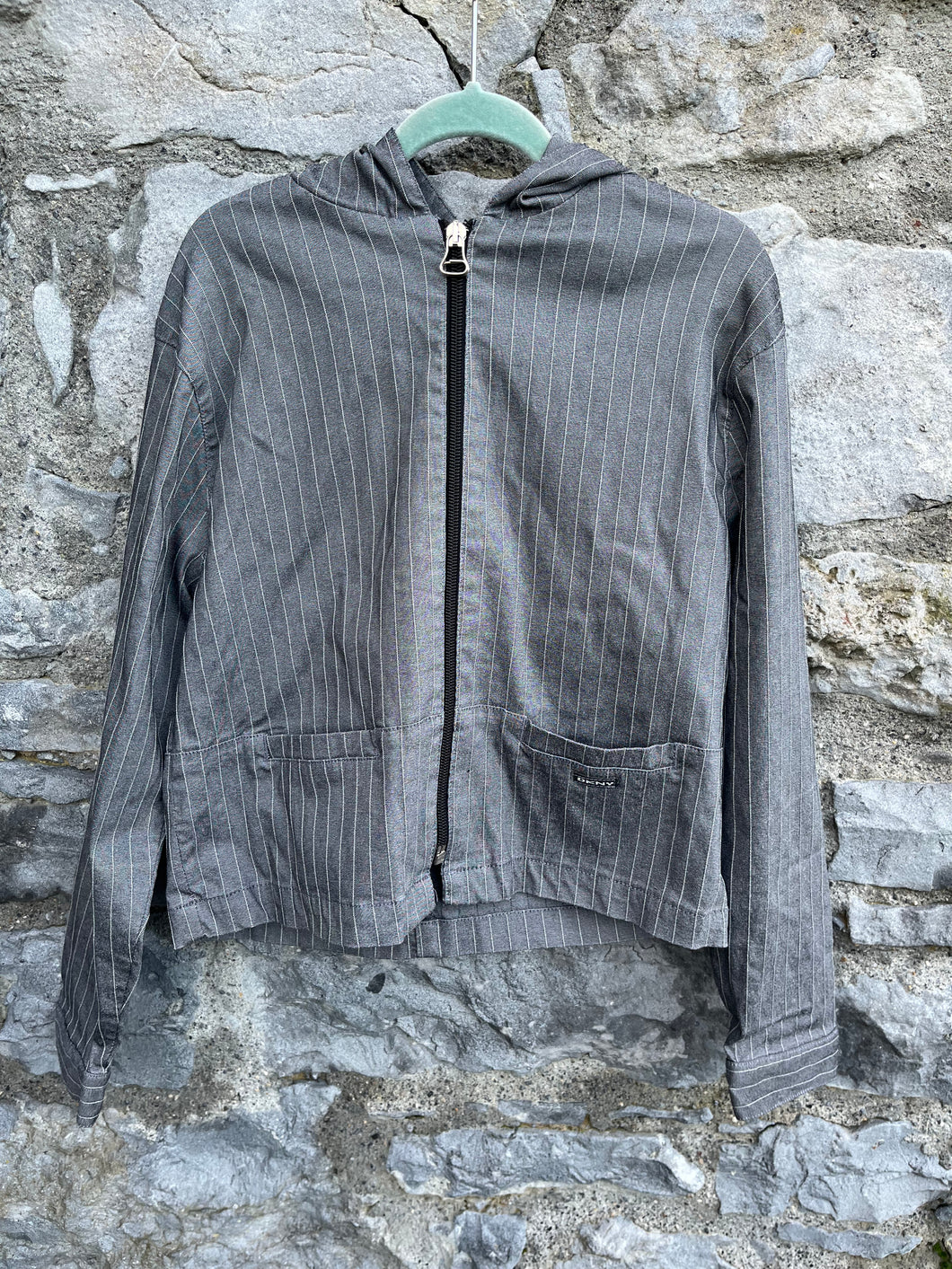 Grey stripy jacket  10y (140cm)