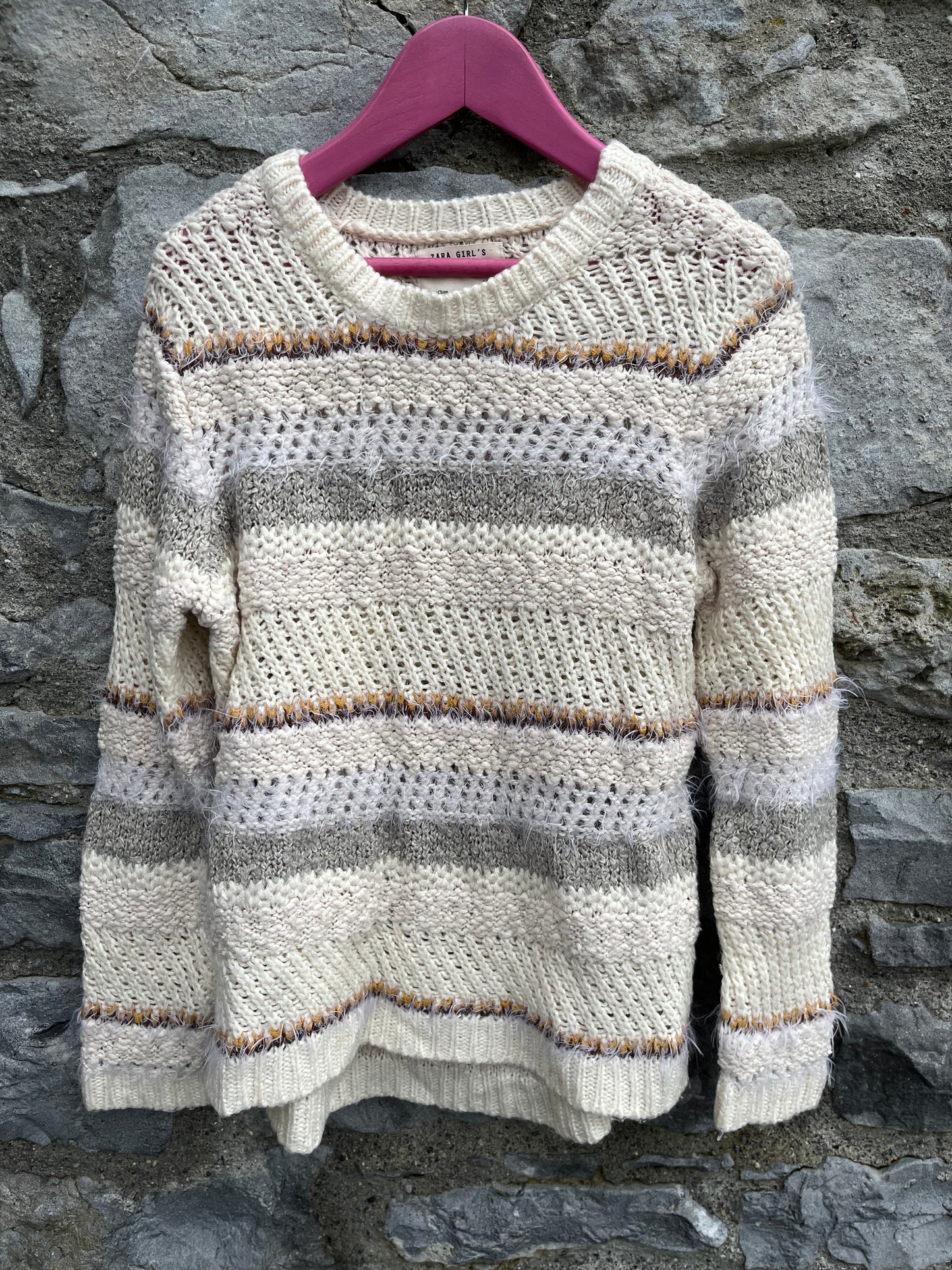 Beige stripy jumper   9-10y (134-140cm)