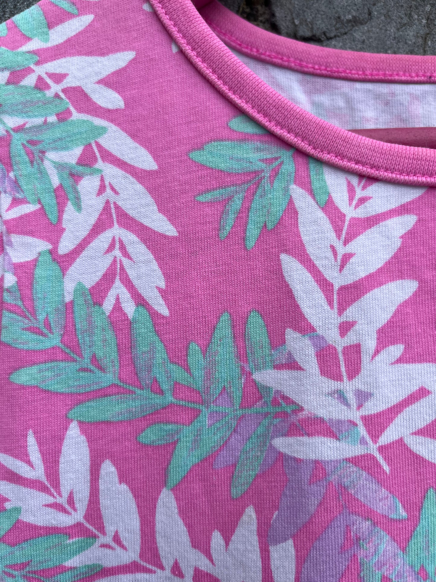 Pink leaves dress   10y (140cm)