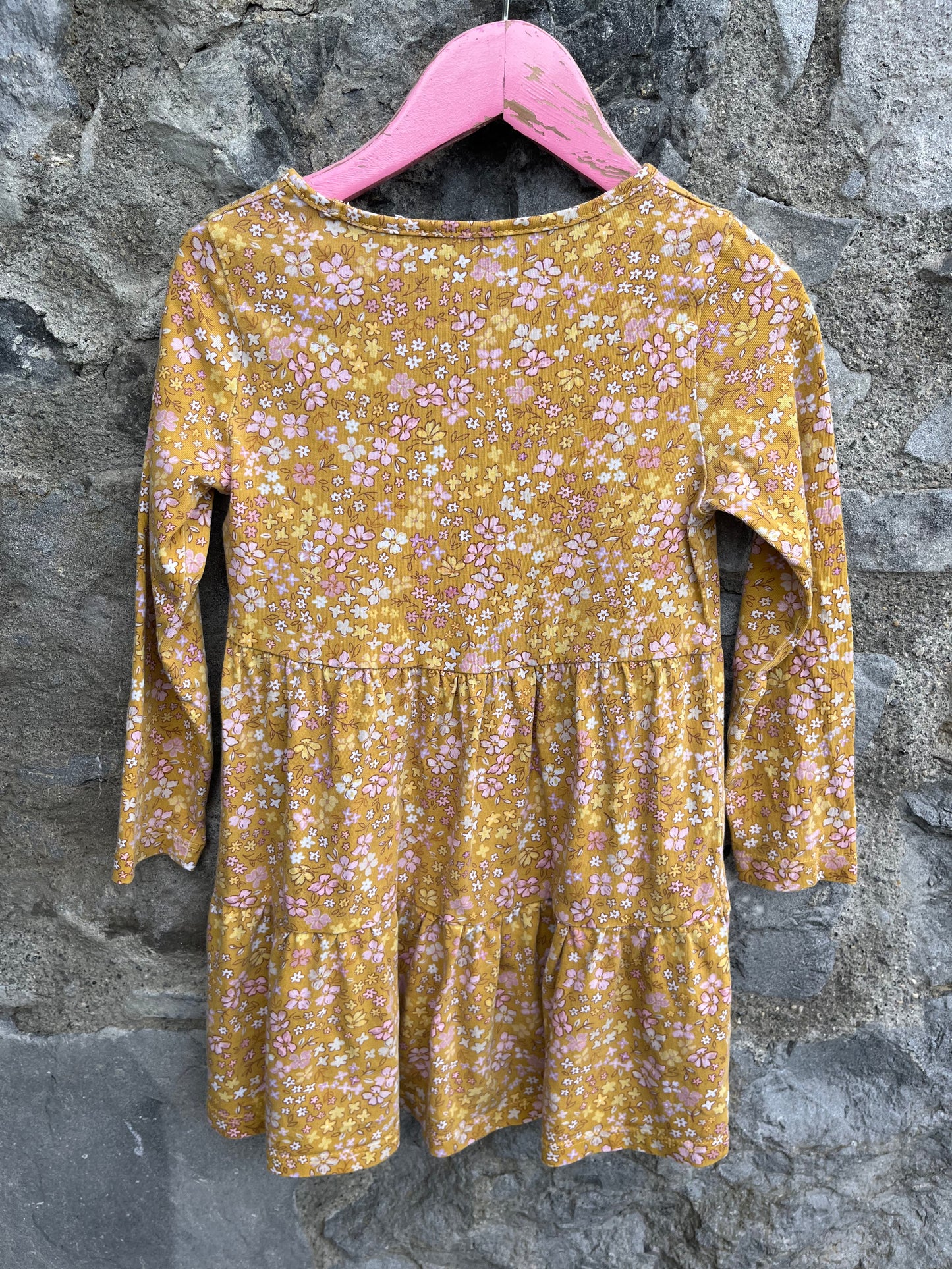 Mustard floral dress   9-10y (134-140cm)