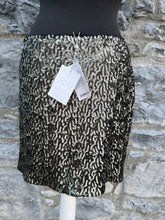 Load image into Gallery viewer, Black sequin skirt uk 10-12
