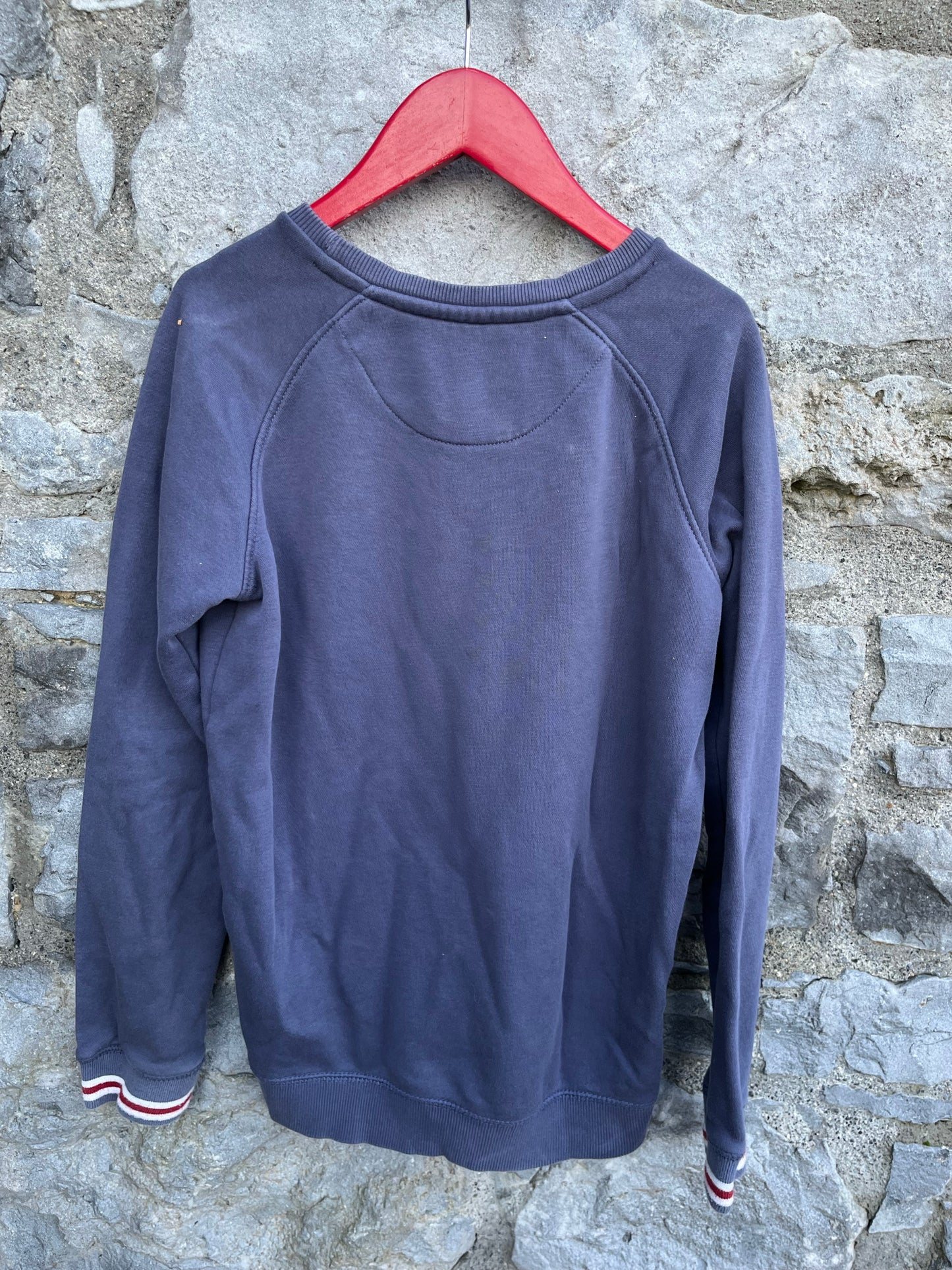 Navy sweatshirt  12-13y (152-158cm)