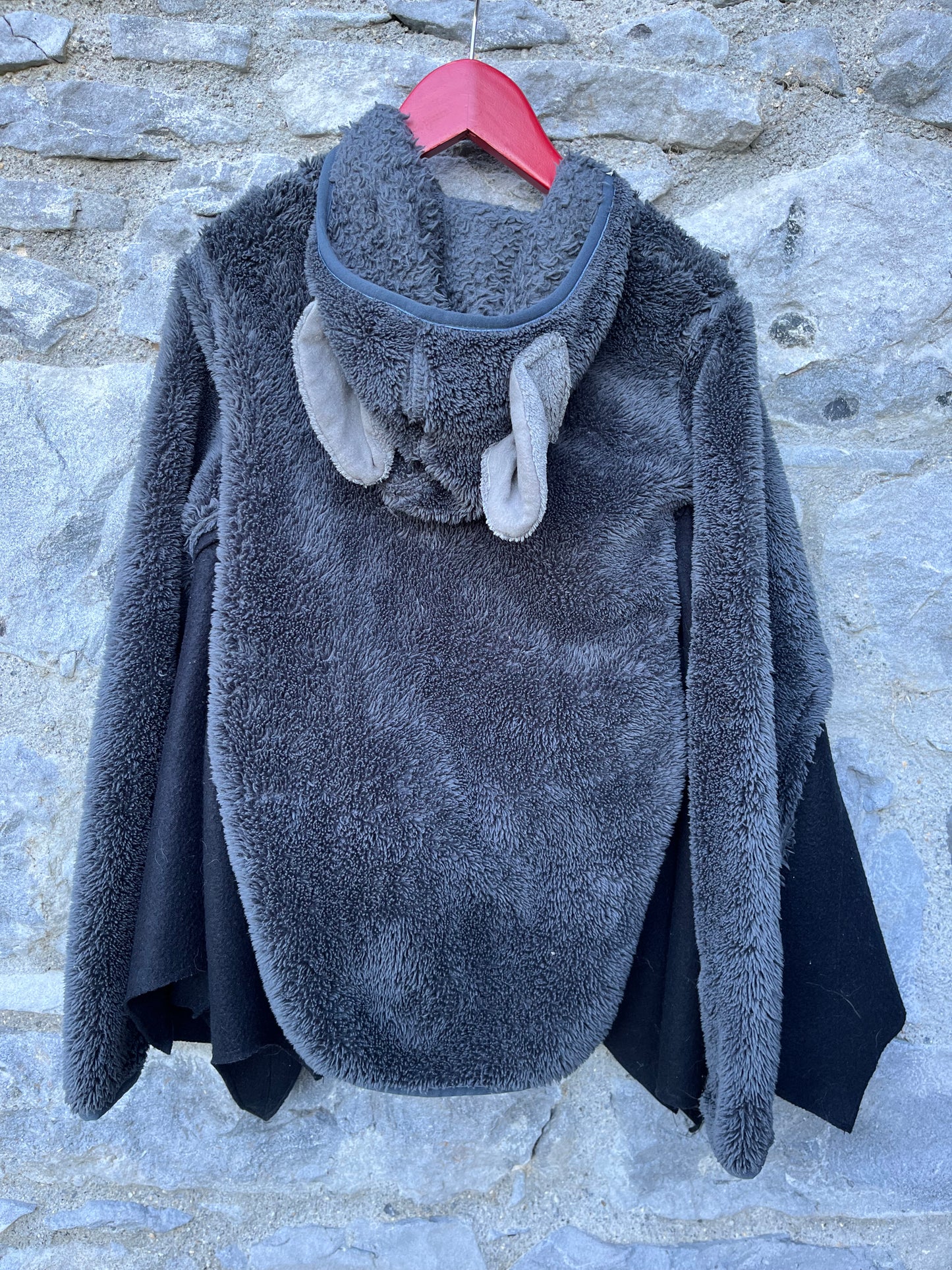 Bat fleece  9-10y (134-140cm)