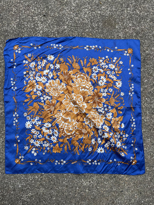 Brown flowers scarf