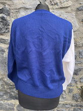 Load image into Gallery viewer, 80s Blue&amp;white jumper uk 10-12
