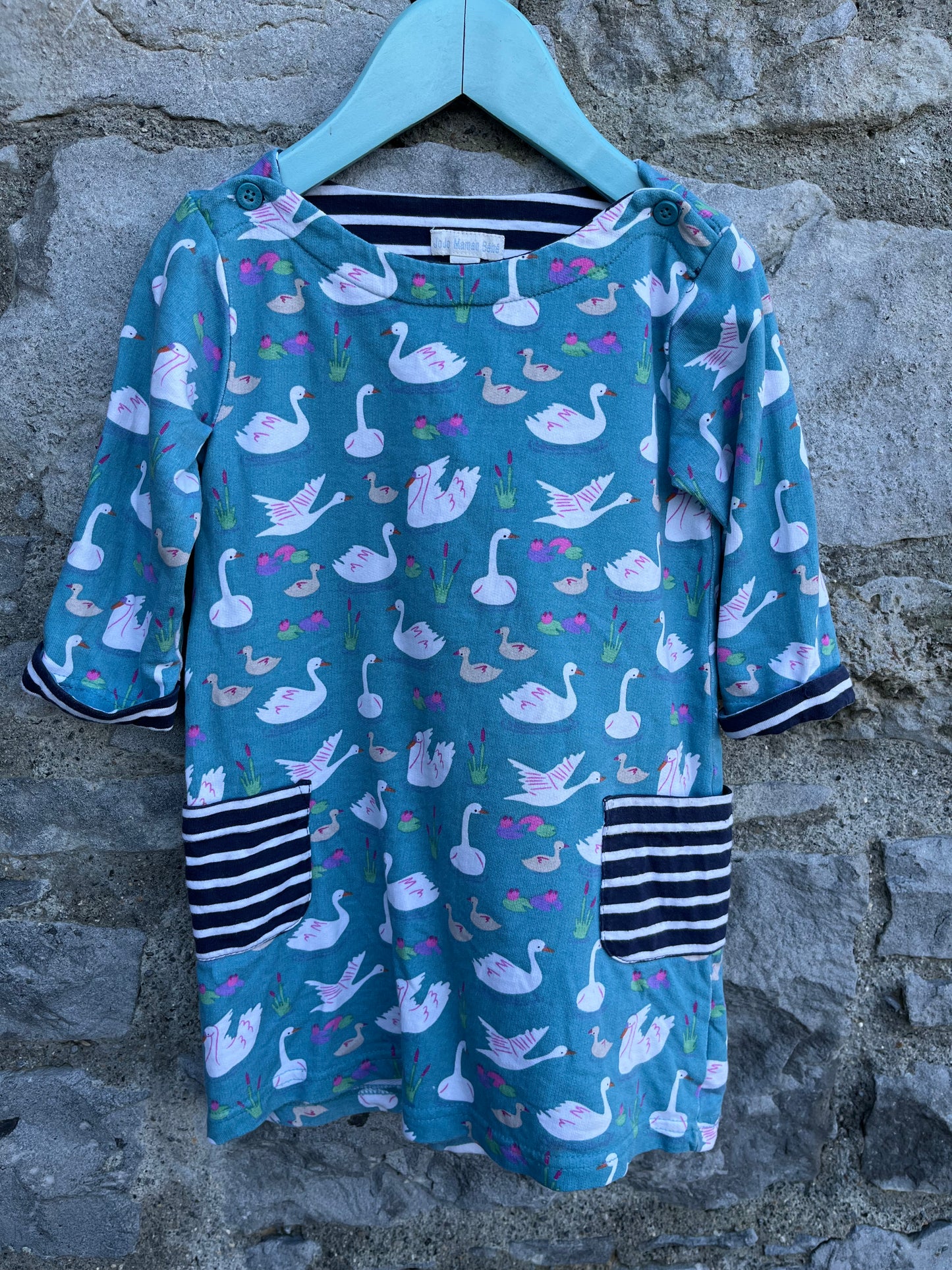 Swans tunic  3-4y (98-104cm)