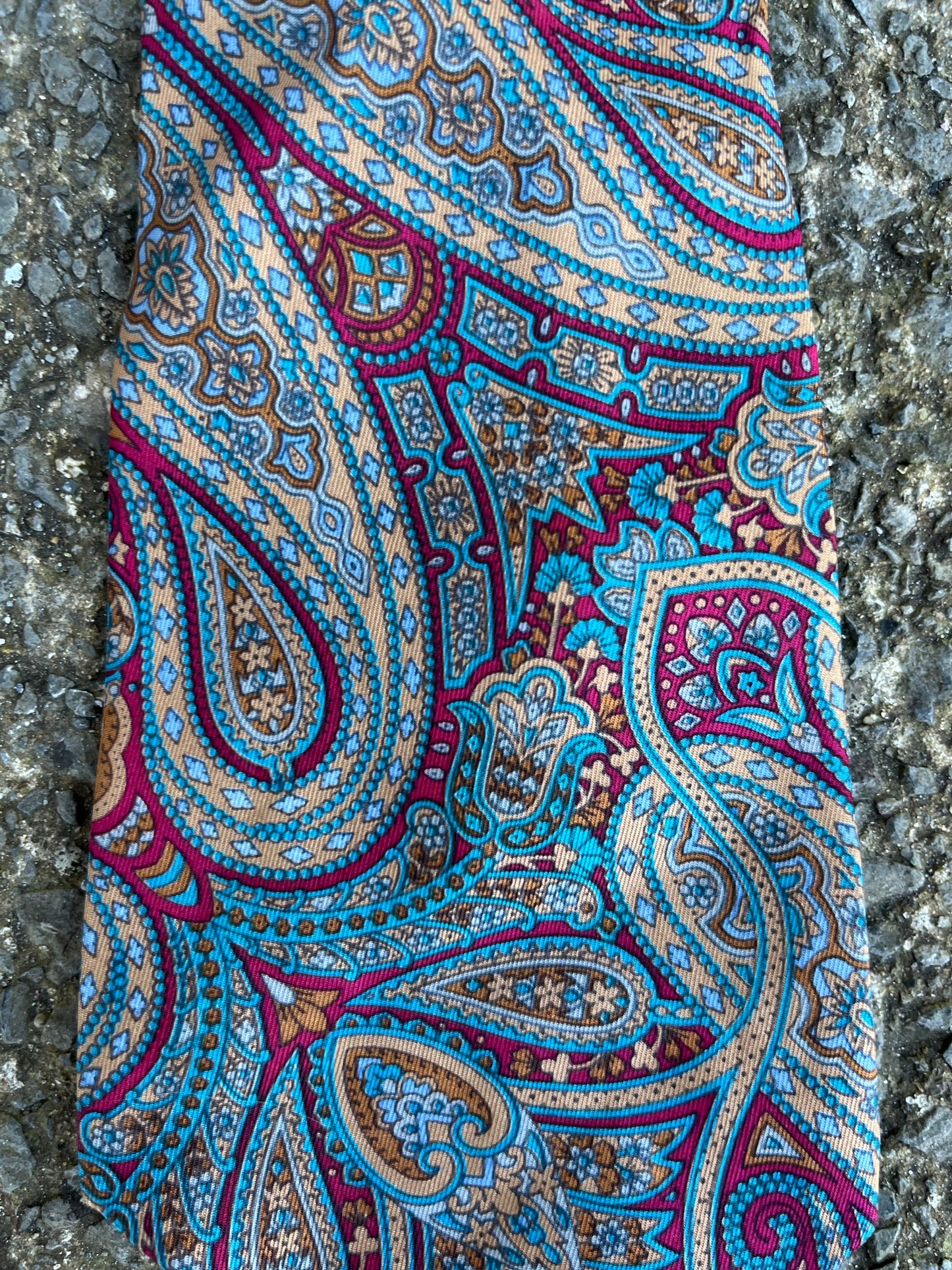 Marquis paisley tie