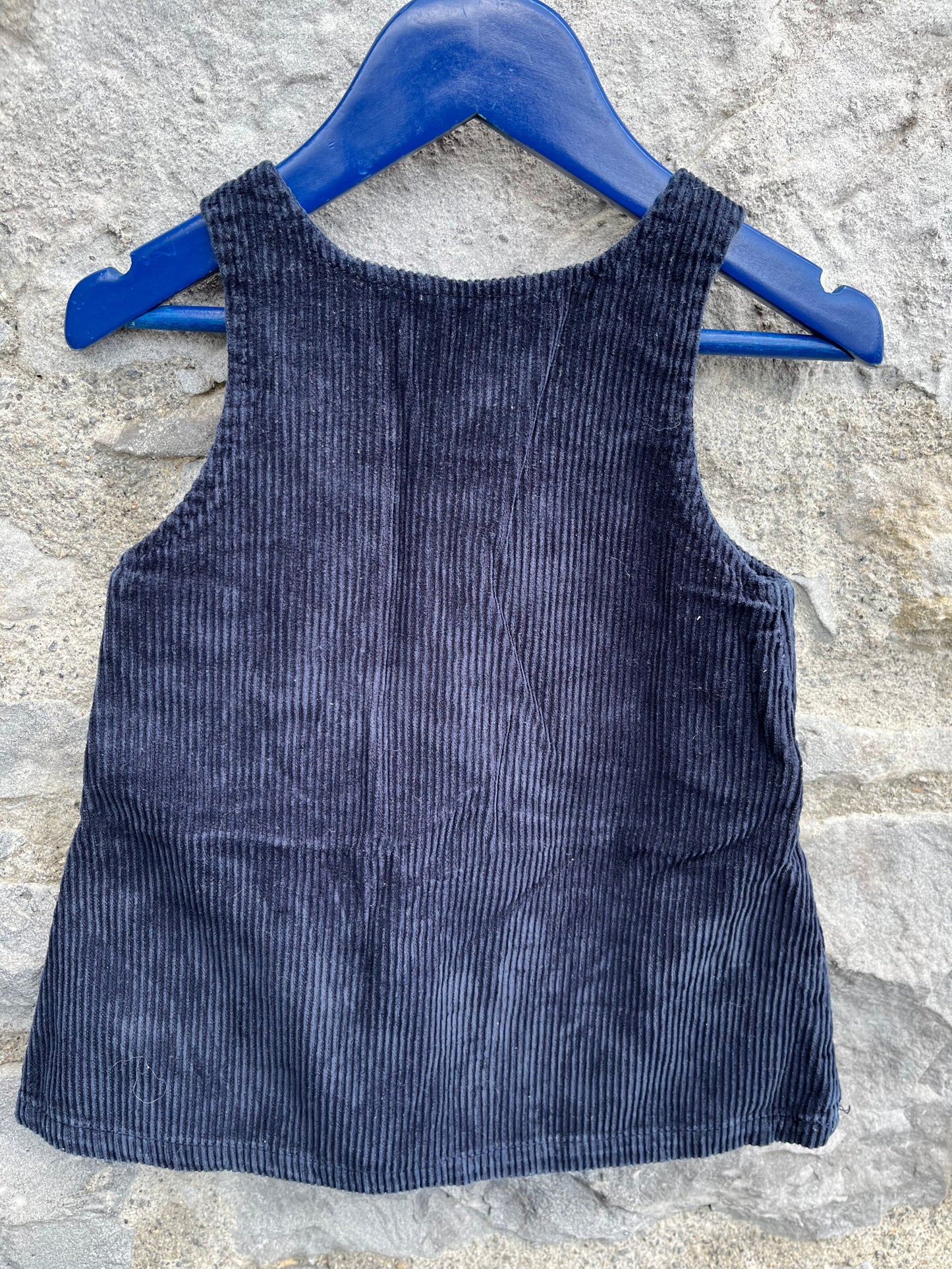 Navy cord pinafore  9-12m (74-80cm)