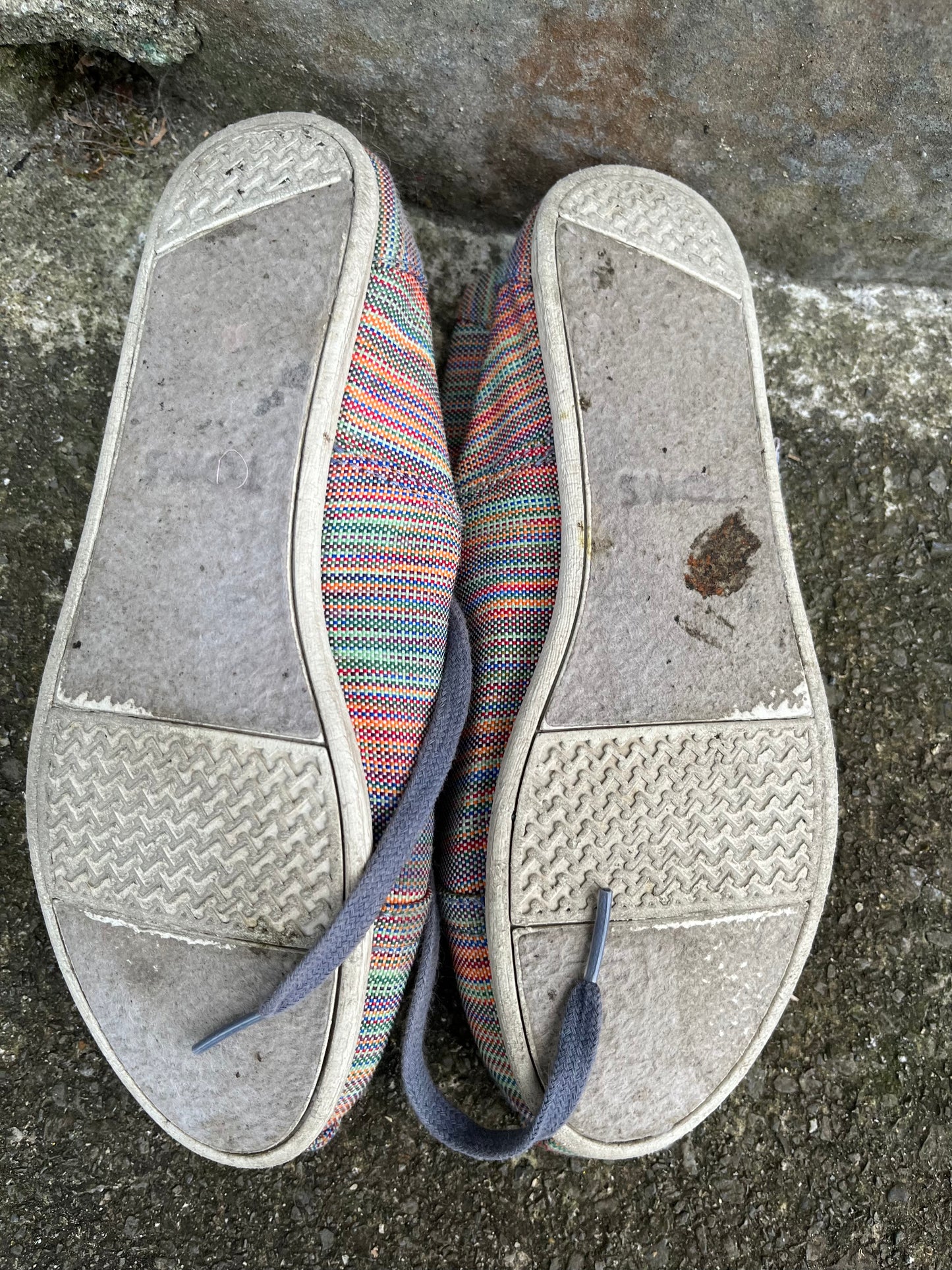 Rainbow toms  uk 4.5 (eu 37.5)