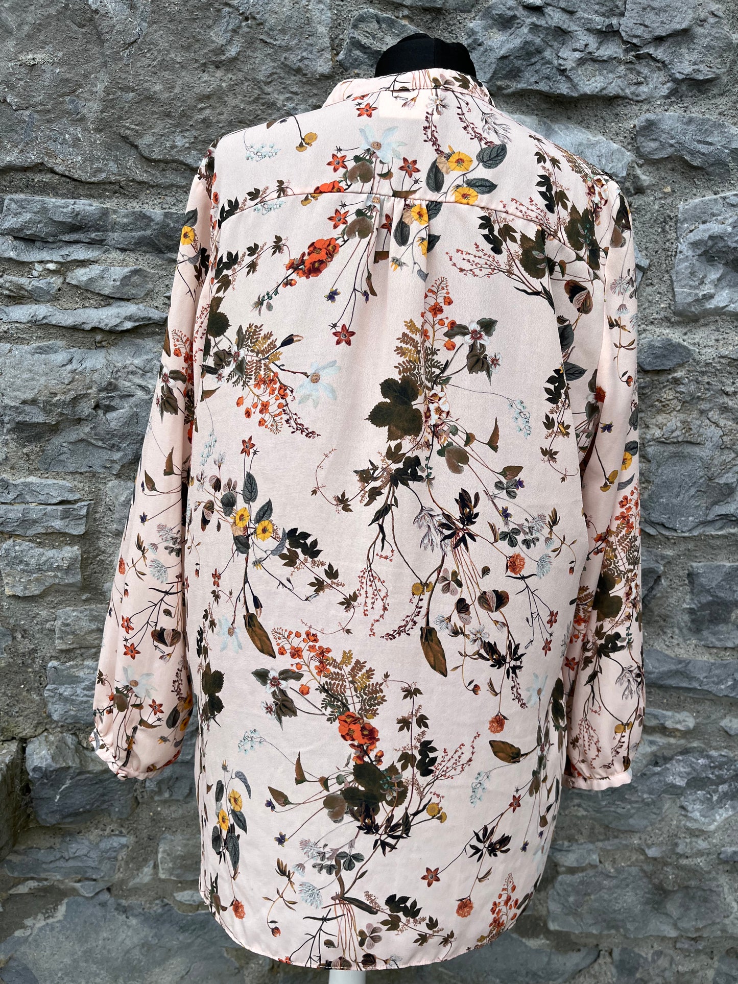 Floral beige top  uk 16