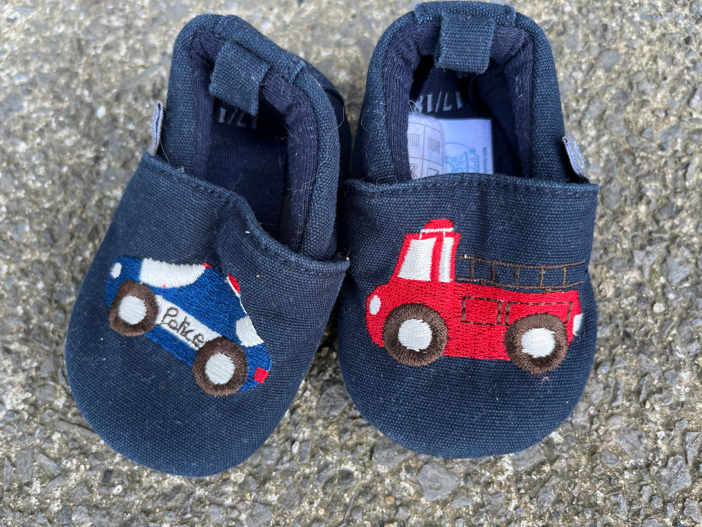 Rescue cars booties uk 2 (eu 17-18)