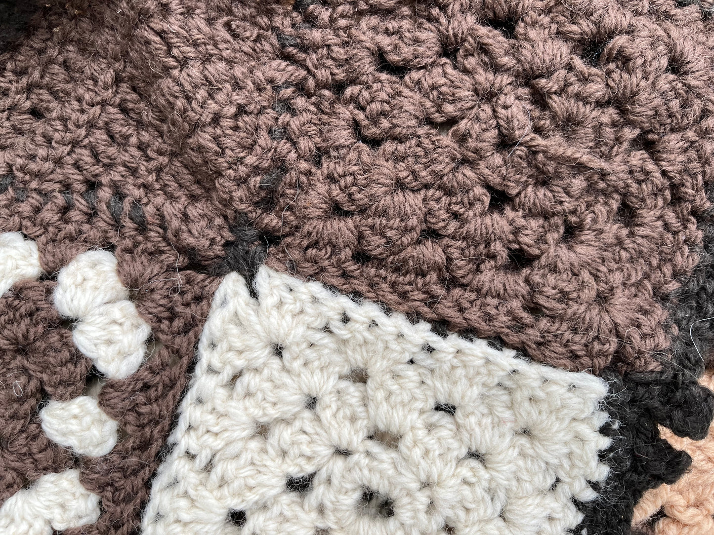 Granny square cape