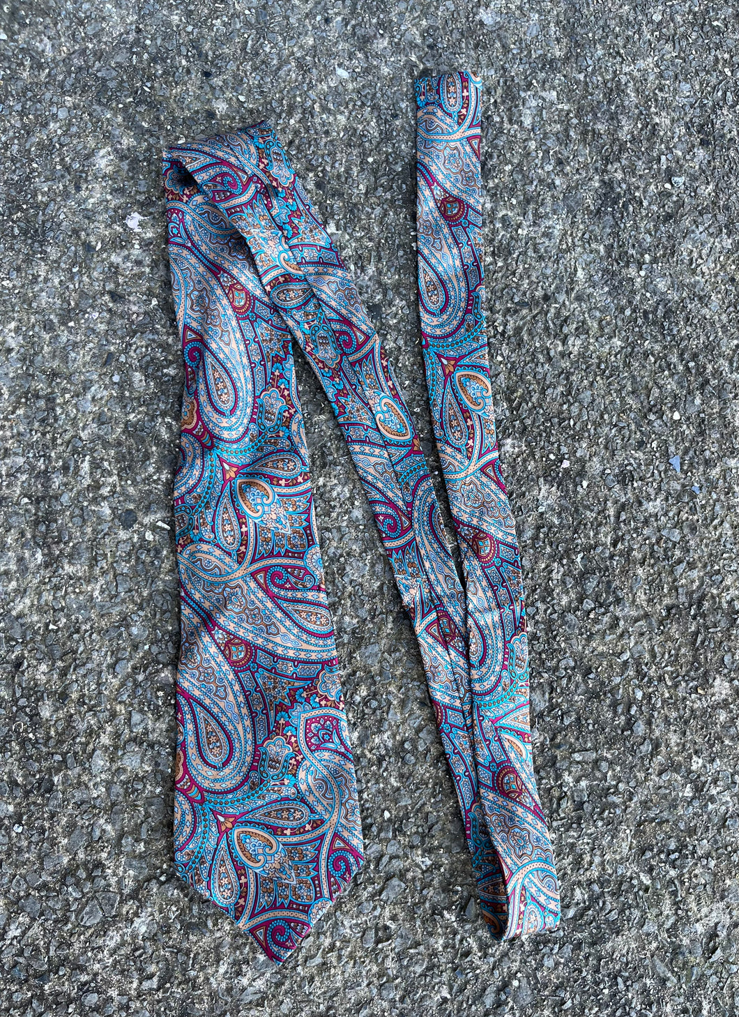 Marquis paisley tie