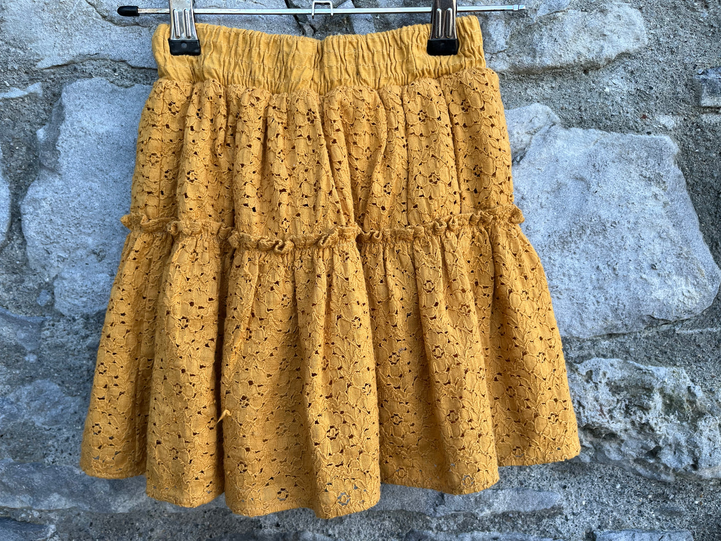 Yellow lace skirt  4y (104cm)