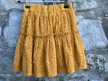 Load image into Gallery viewer, Yellow lace skirt  4y (104cm)
