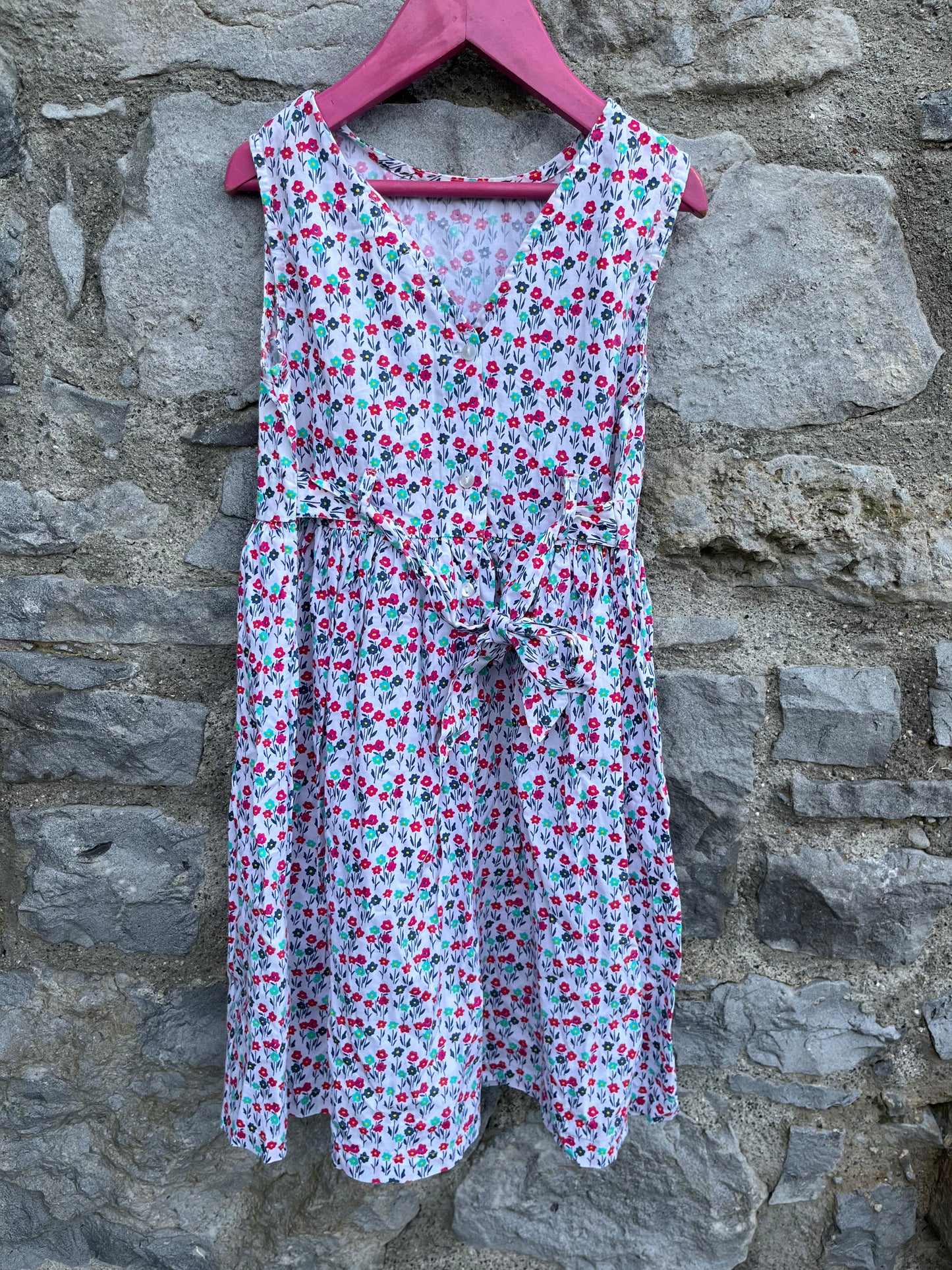 Floral dress  9-10y (134-140cm)