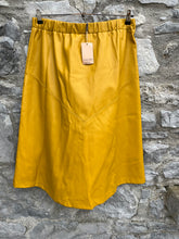 Load image into Gallery viewer, Mustard PVC skirt uk 14-16
