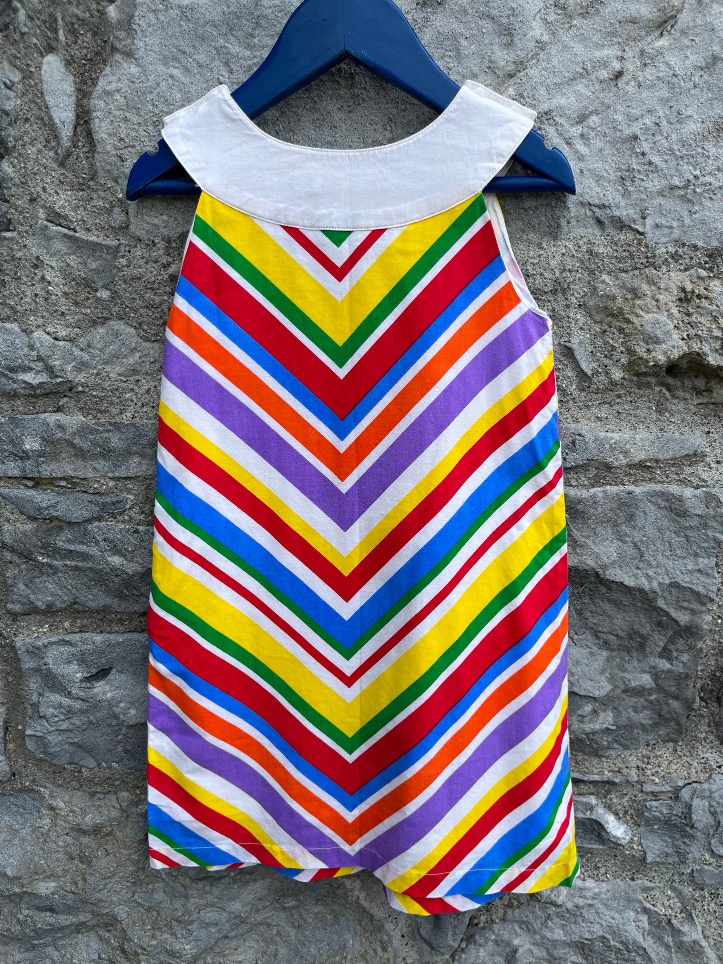 Rainbow chevron dress    4-5y (104-110cm)