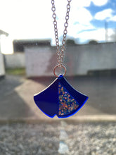 Load image into Gallery viewer, Ginkgo leaf necklaces

