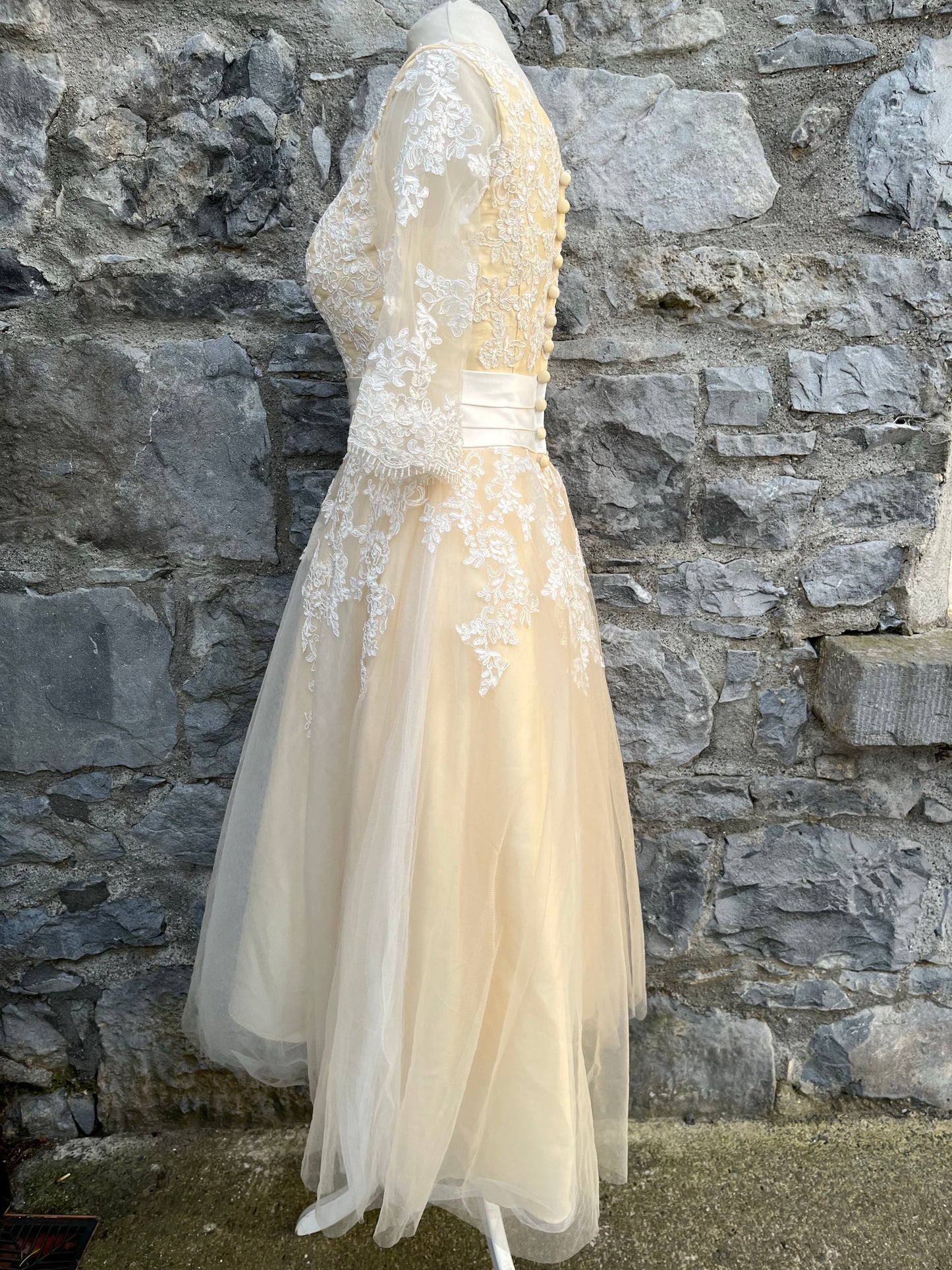 Ivory lace wedding dress uk 8