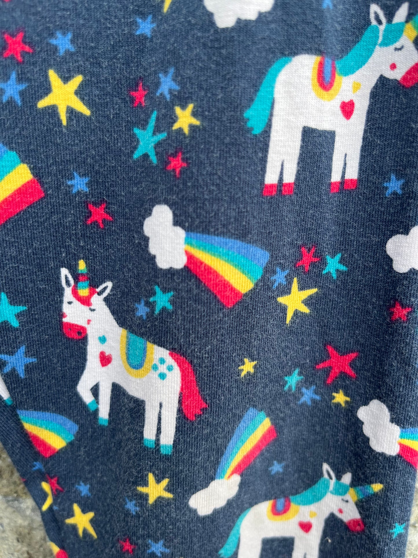 Unicorns&rainbows leggings  4-5y (104-110cm)