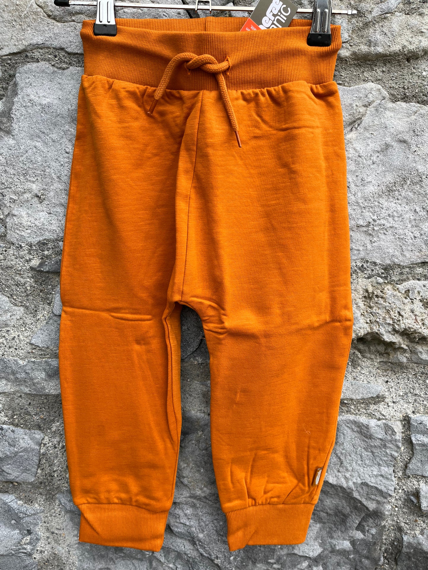 Orange pants  18m (86cm)