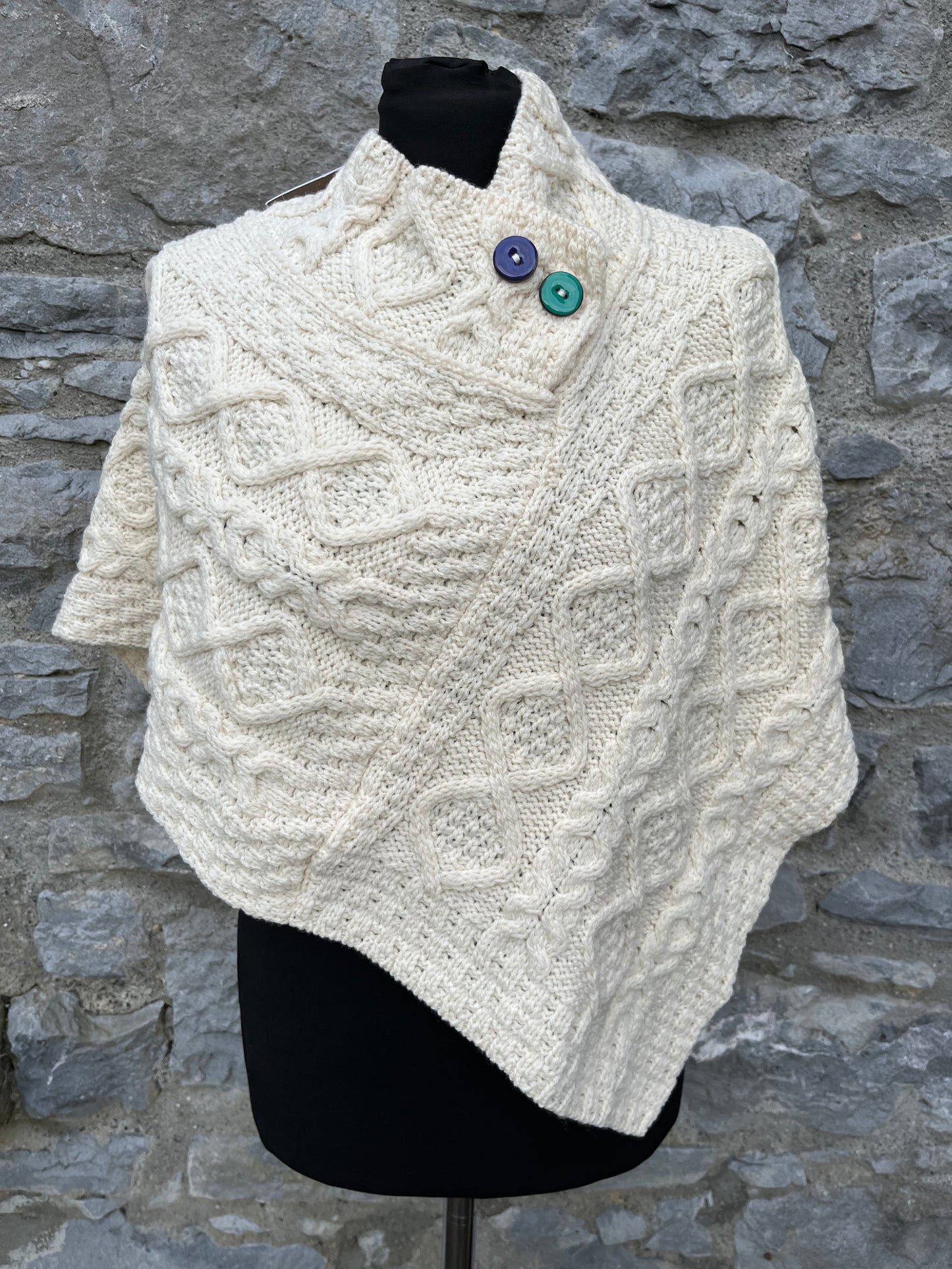 Aran knitted poncho uk 8-10