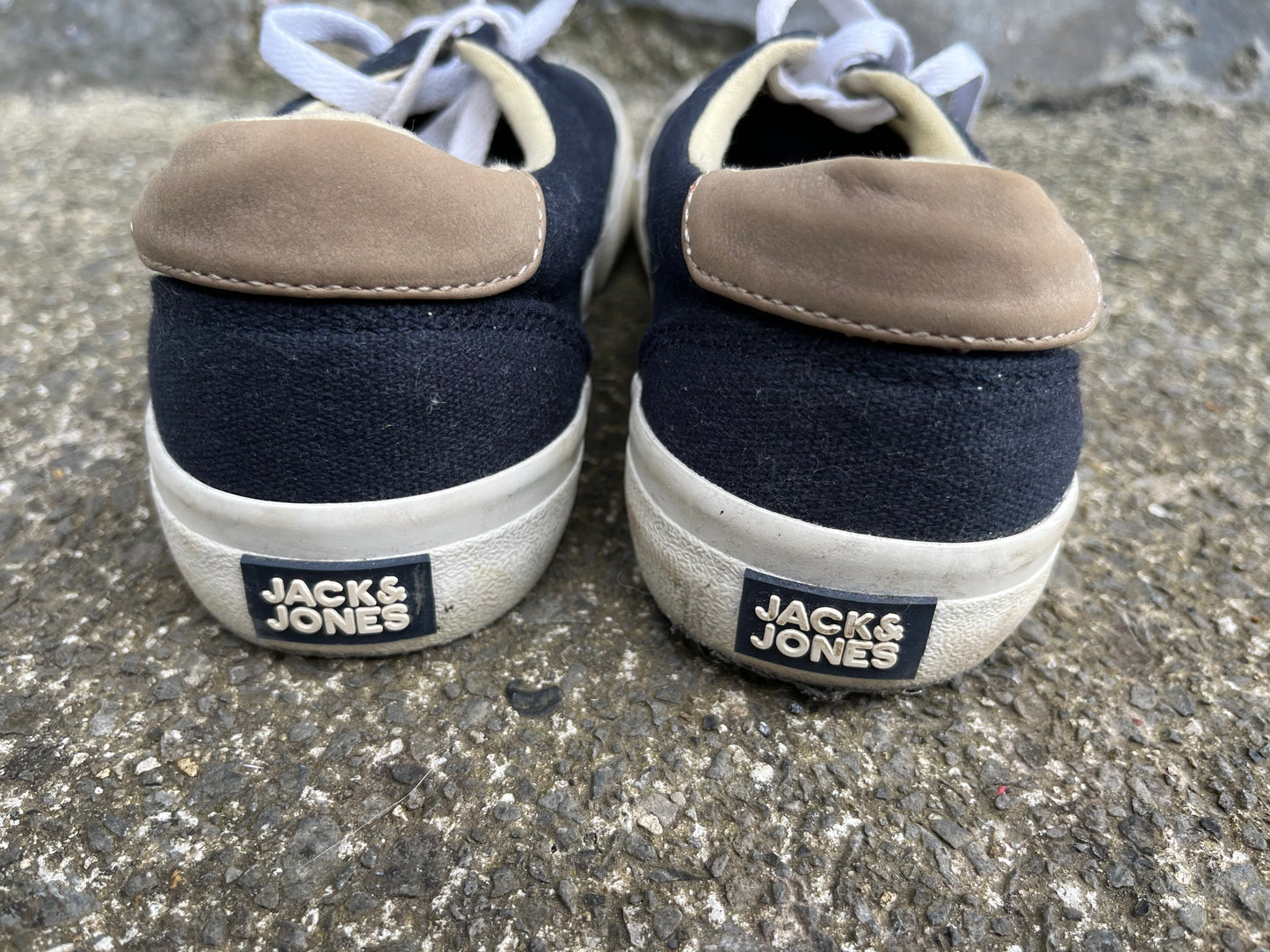 Navy trainers  uk 1.5 (eu 35)