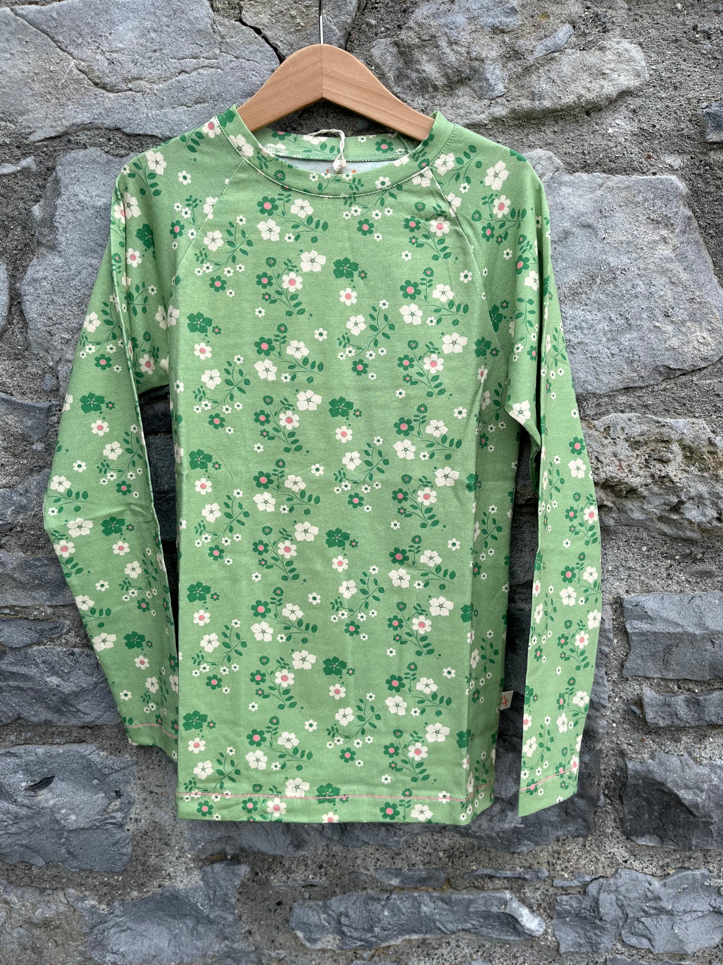 Leprechaun flowers tee   7y (122cm)