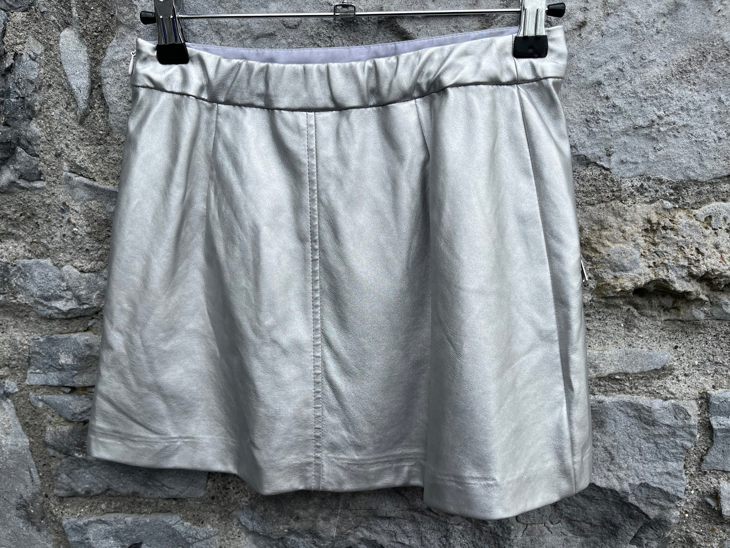 Silver skirt   9-10y (134-140cm)