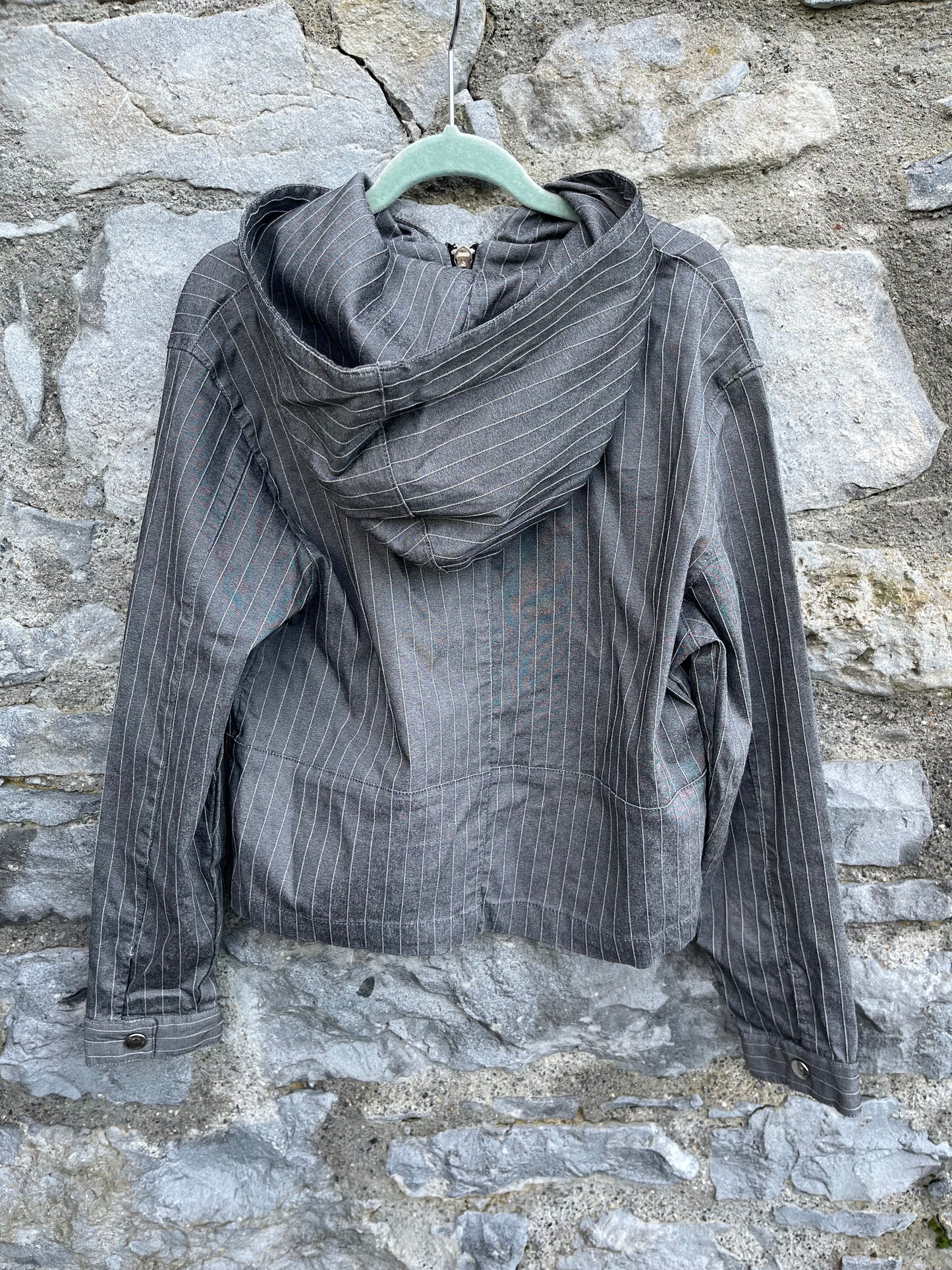 Grey stripy jacket  10y (140cm)