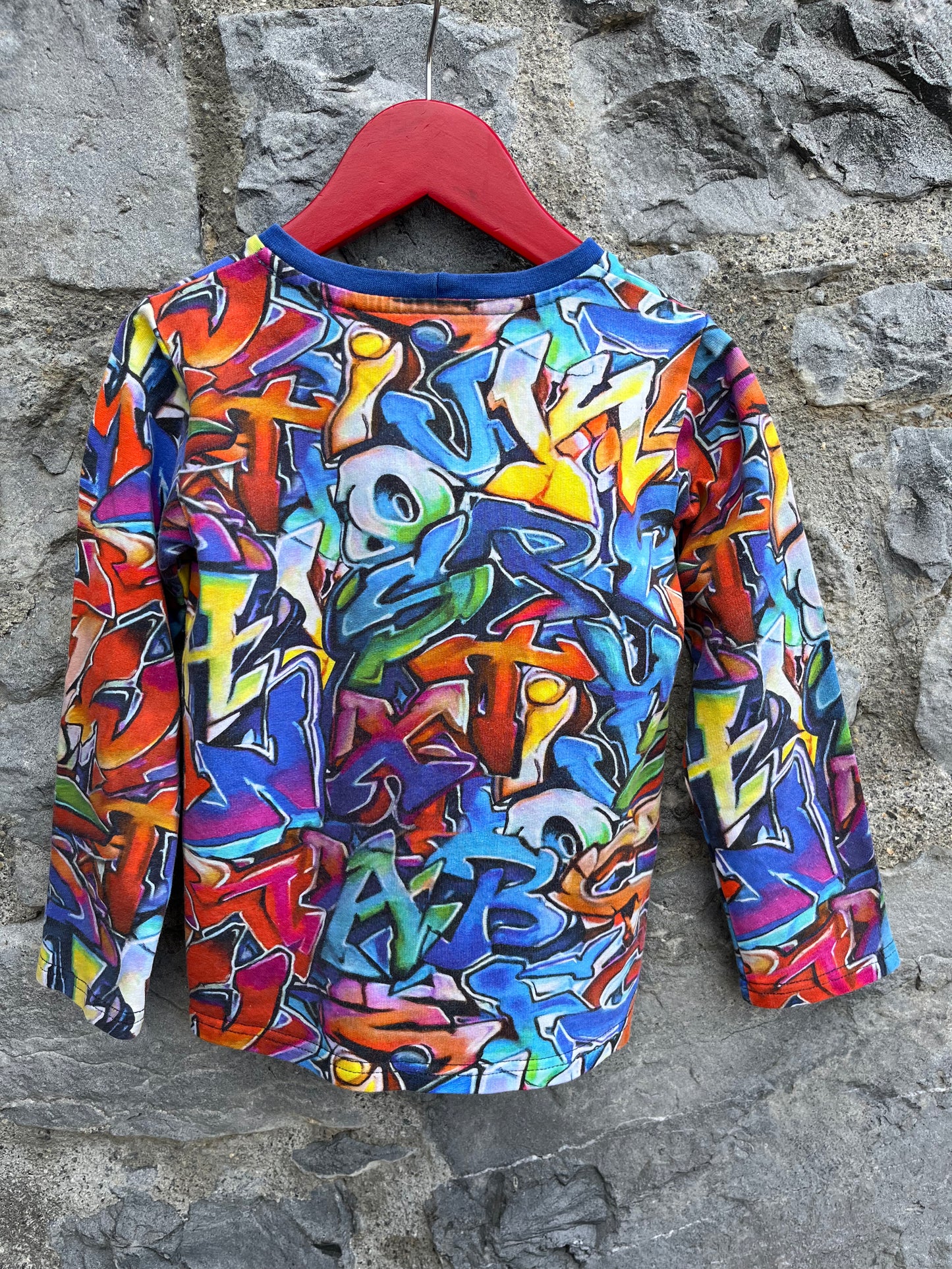 Graffiti top   4y (104cm)