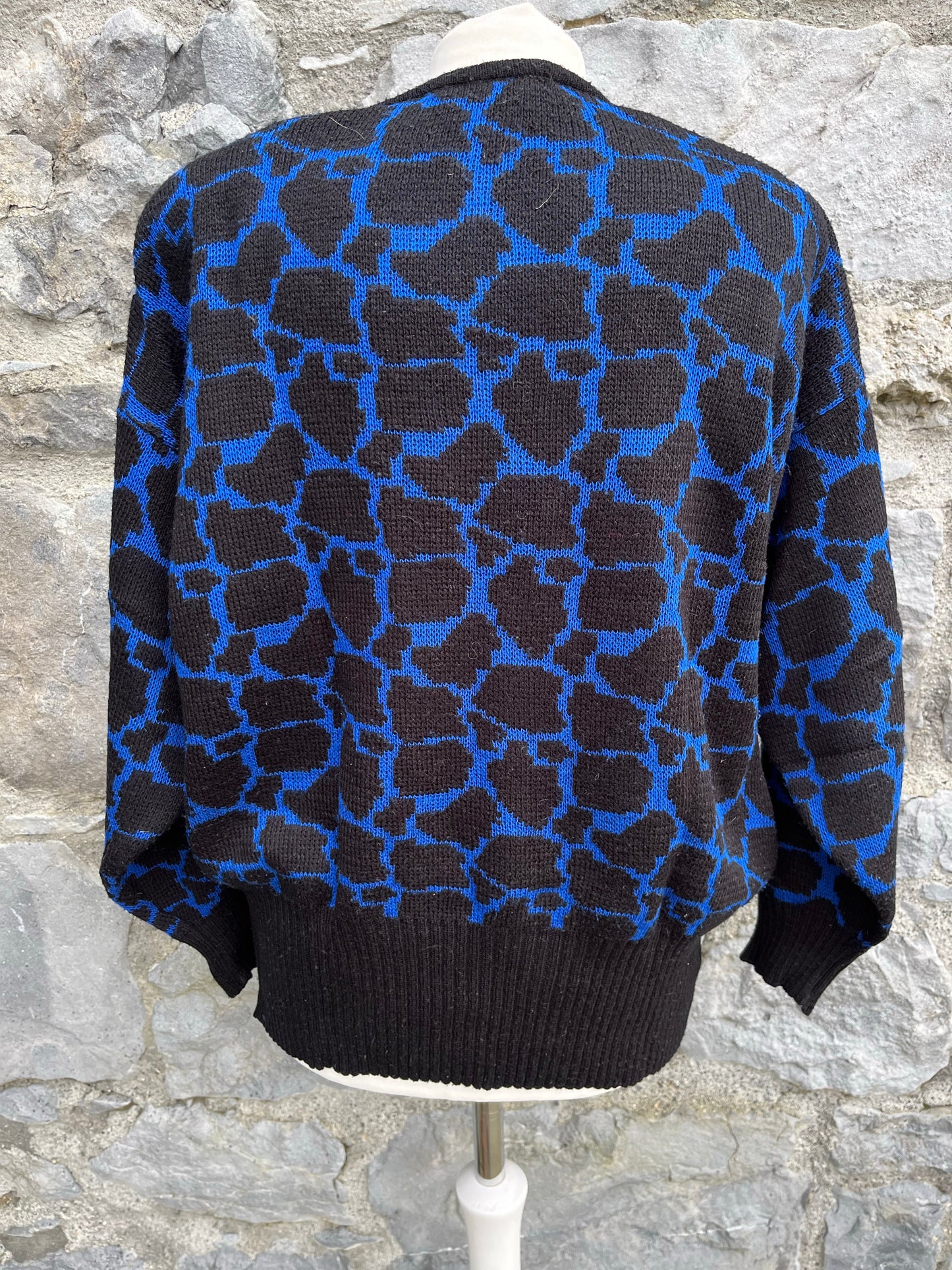 Black&blue giraffe print jumper uk 10-12