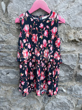 Load image into Gallery viewer, Floral pleated dress   3-4y (98-104cm)
