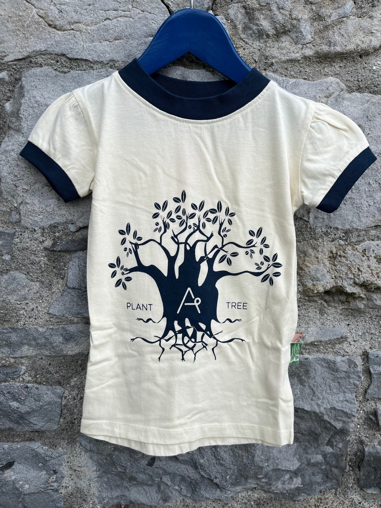 Navy plant a tree Tee  6y (116cm)