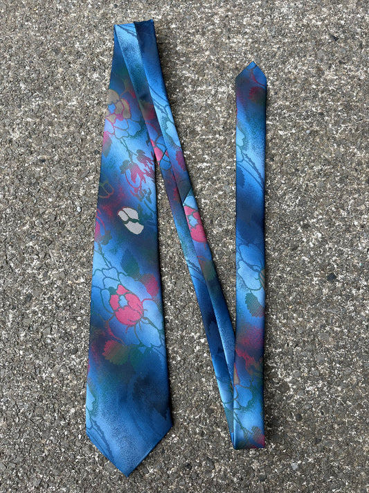 Gill Edge blue flower tie