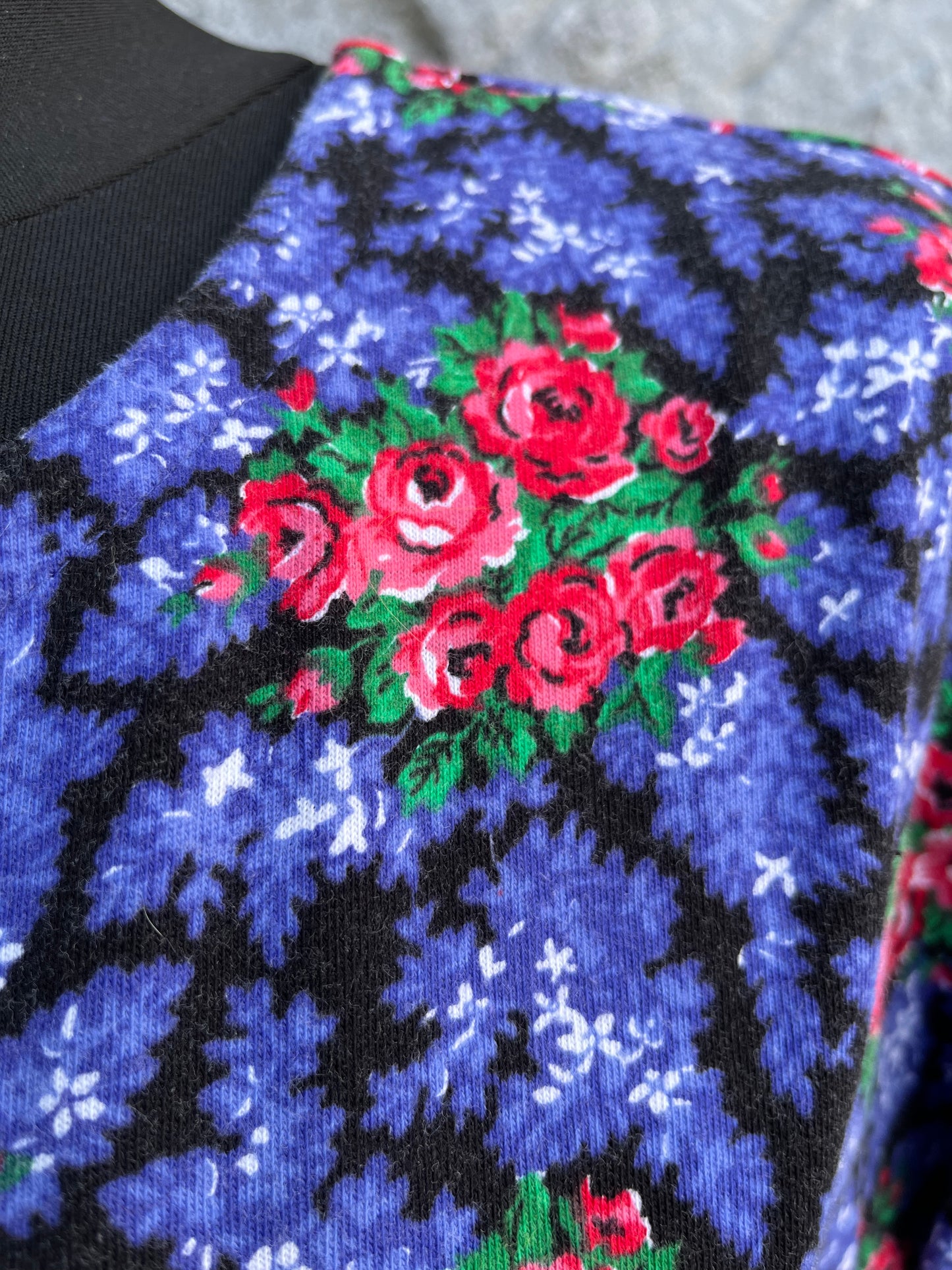 90s red& blue flowers top uk 10-12