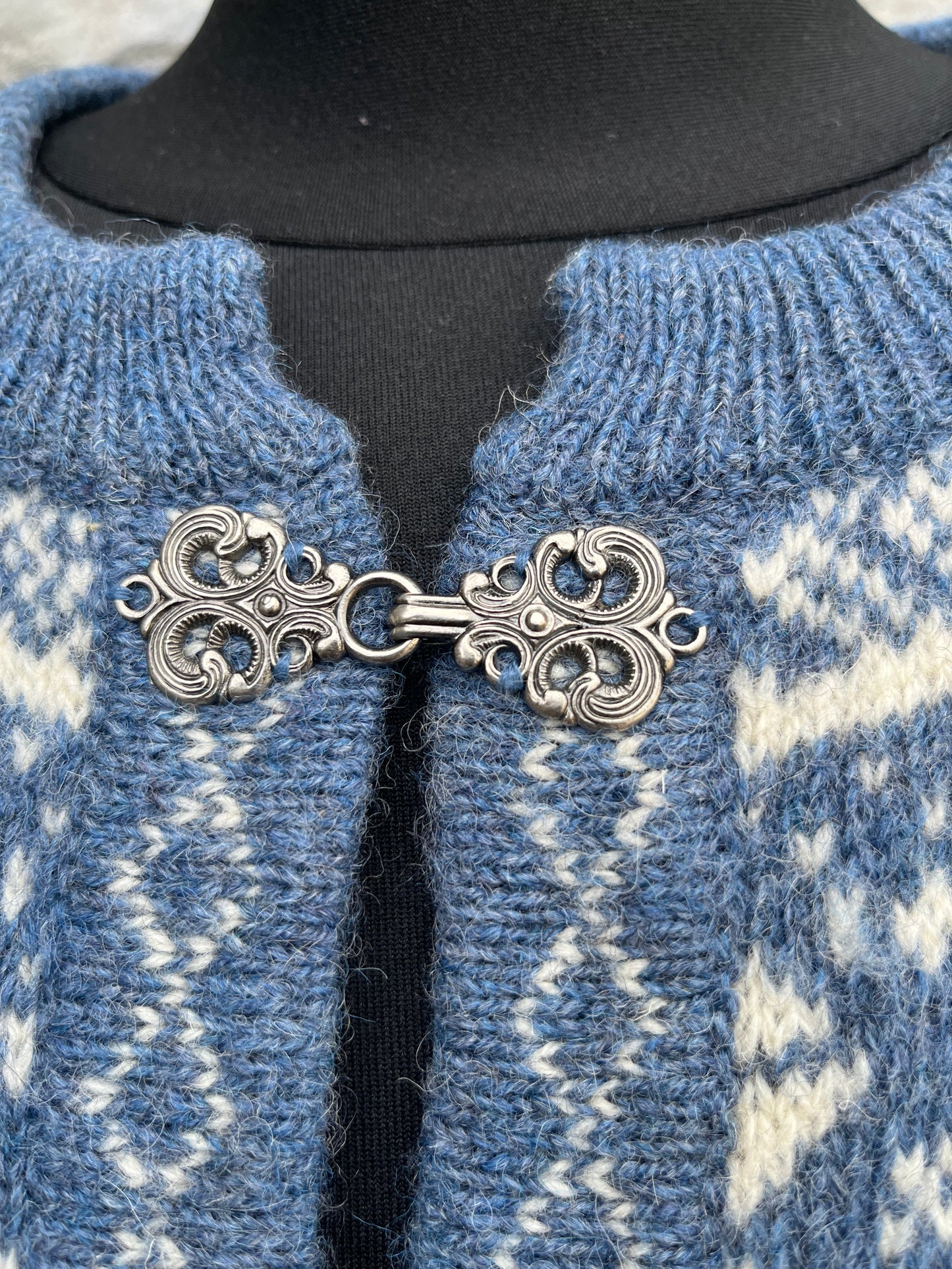 Blue Norwegian cardigan uk 12-14