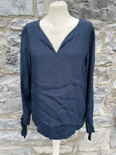Load image into Gallery viewer, Navy top   uk 10
