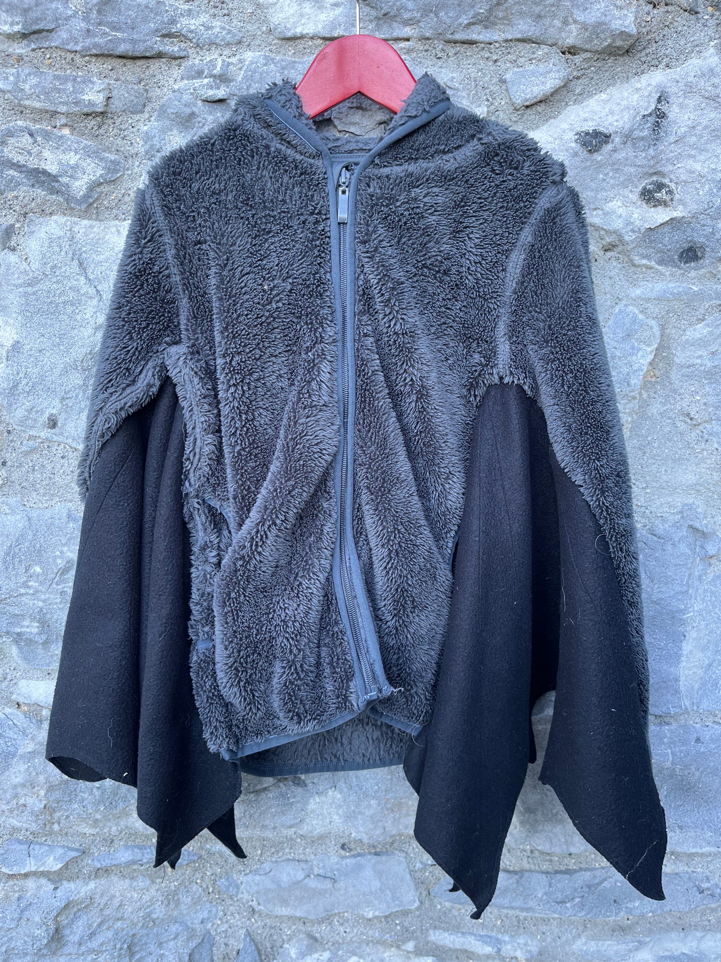 Bat fleece  9-10y (134-140cm)