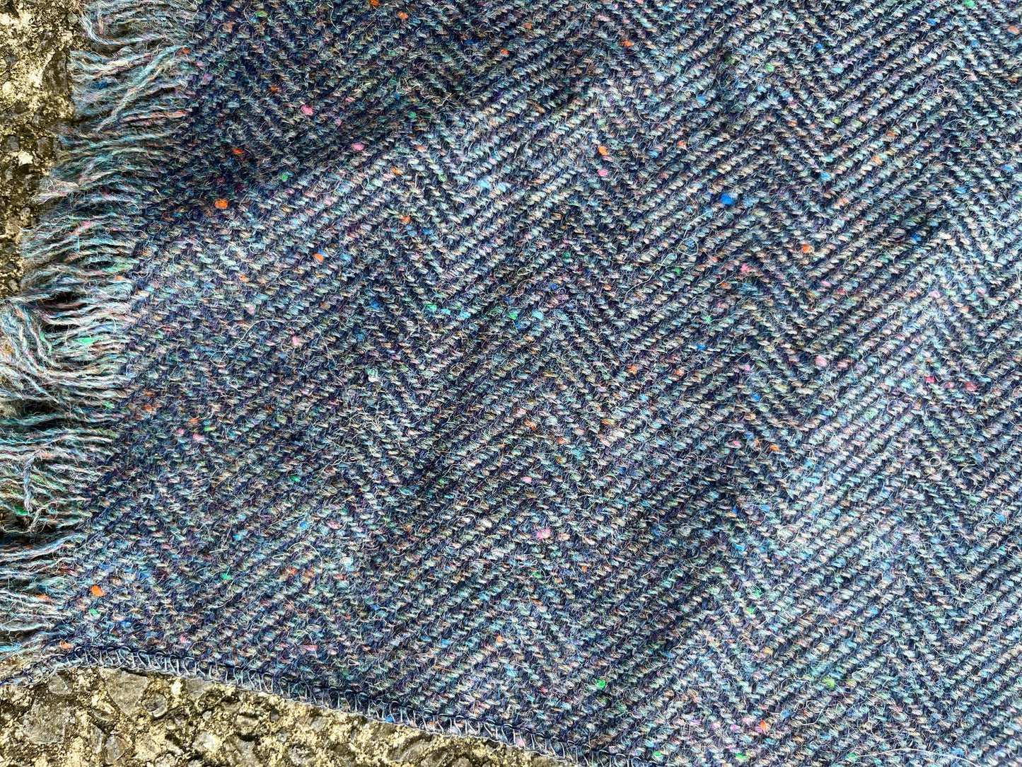 Tweed scarf