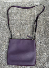 Load image into Gallery viewer, Maroon bag
