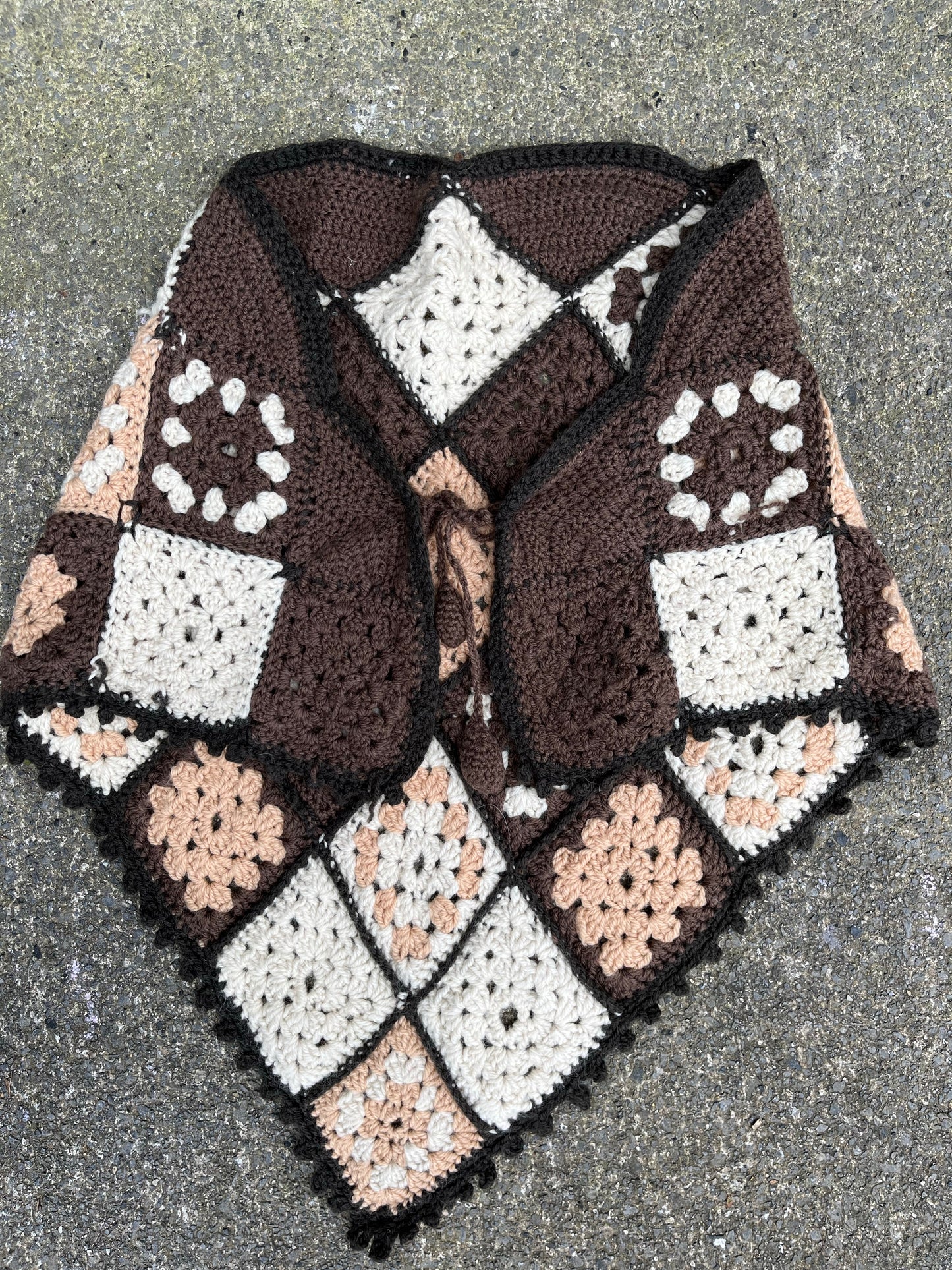 Granny square cape