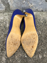Load image into Gallery viewer, Carvela 80s Royal blue heels    uk 4.5 (eu 37)
