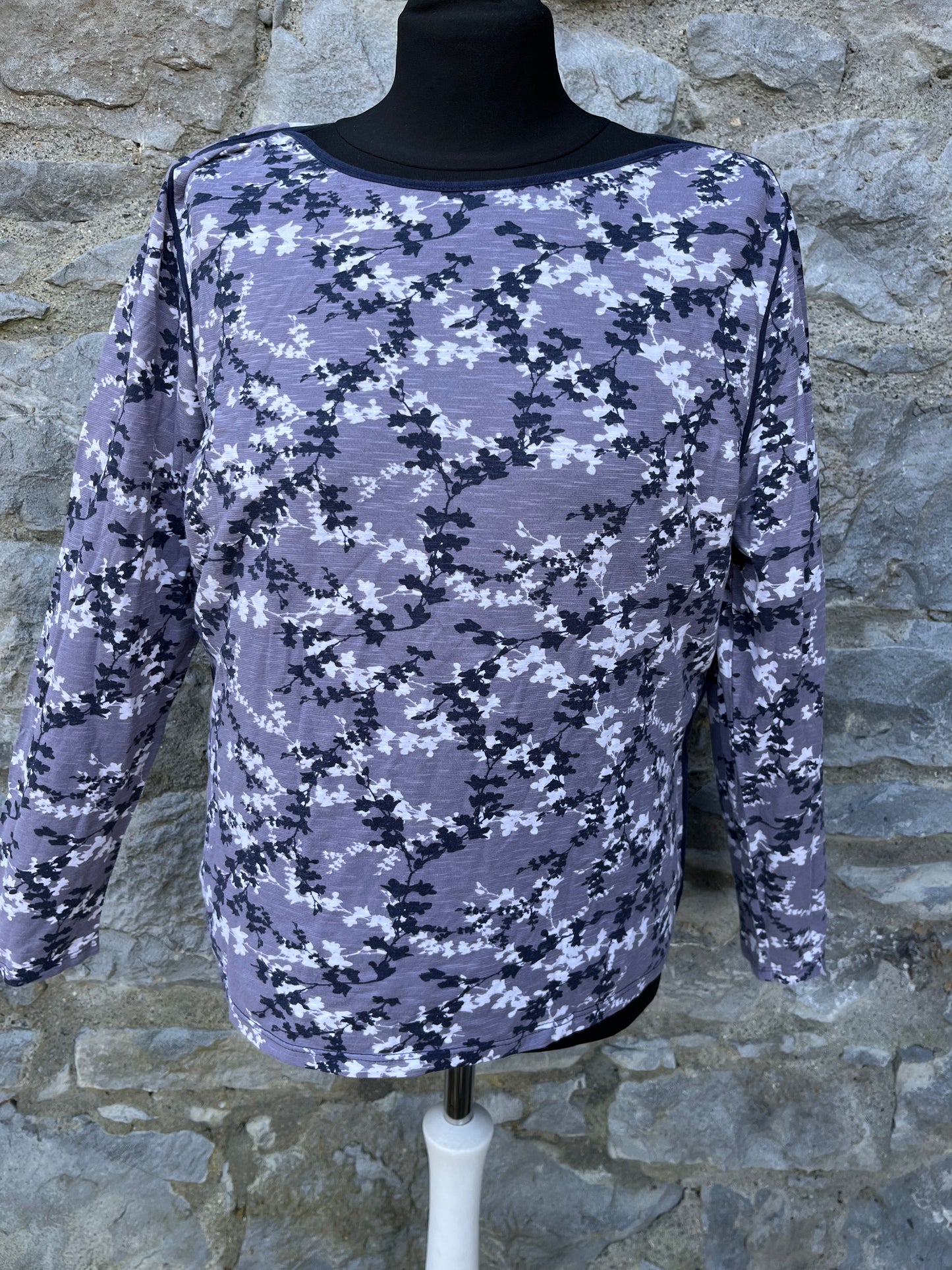 Grey floral top uk 12