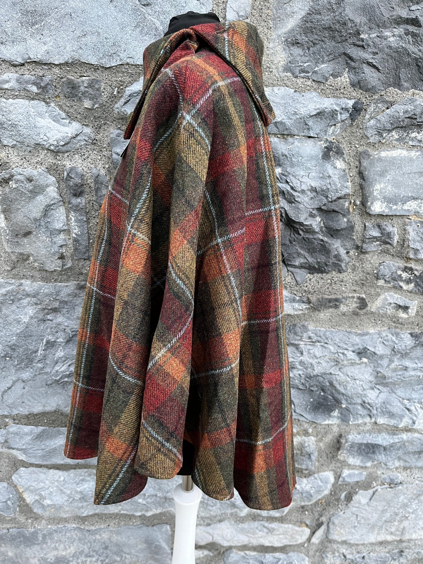 Tartan poncho with a hat