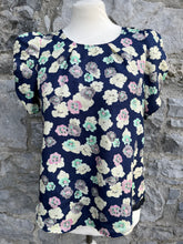Load image into Gallery viewer, Navy floral top    uk 8-10
