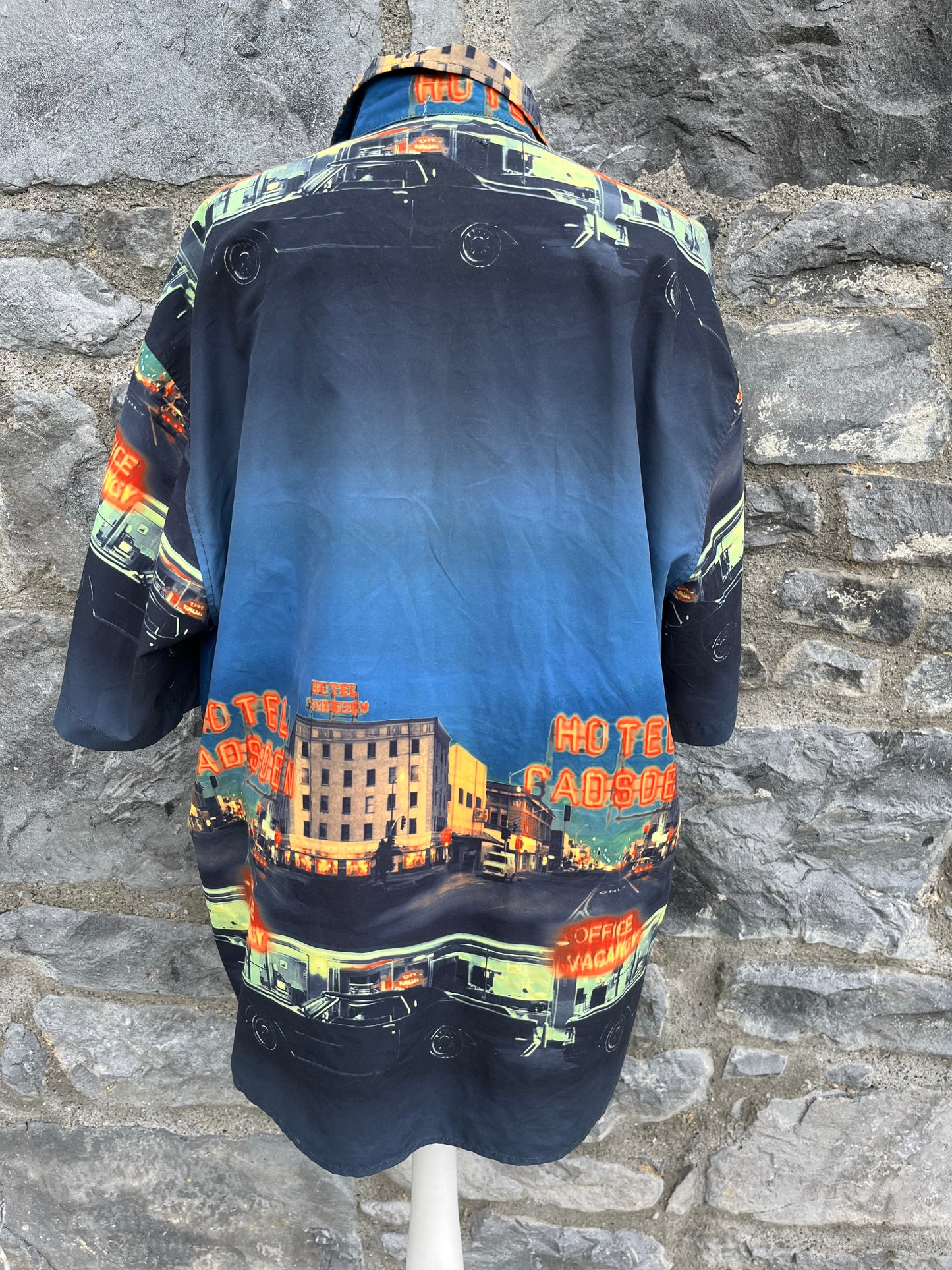 90s city shirt L/XL